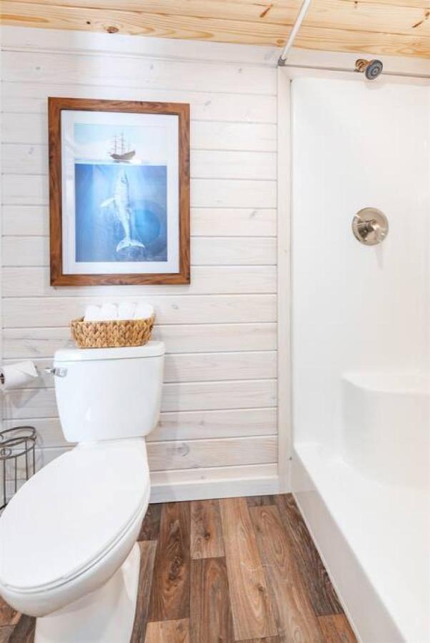 4 Heron Haus, Luxury Tiny House, Pet Friendly, Mins To Downtown ガンターズビル エクステリア 写真