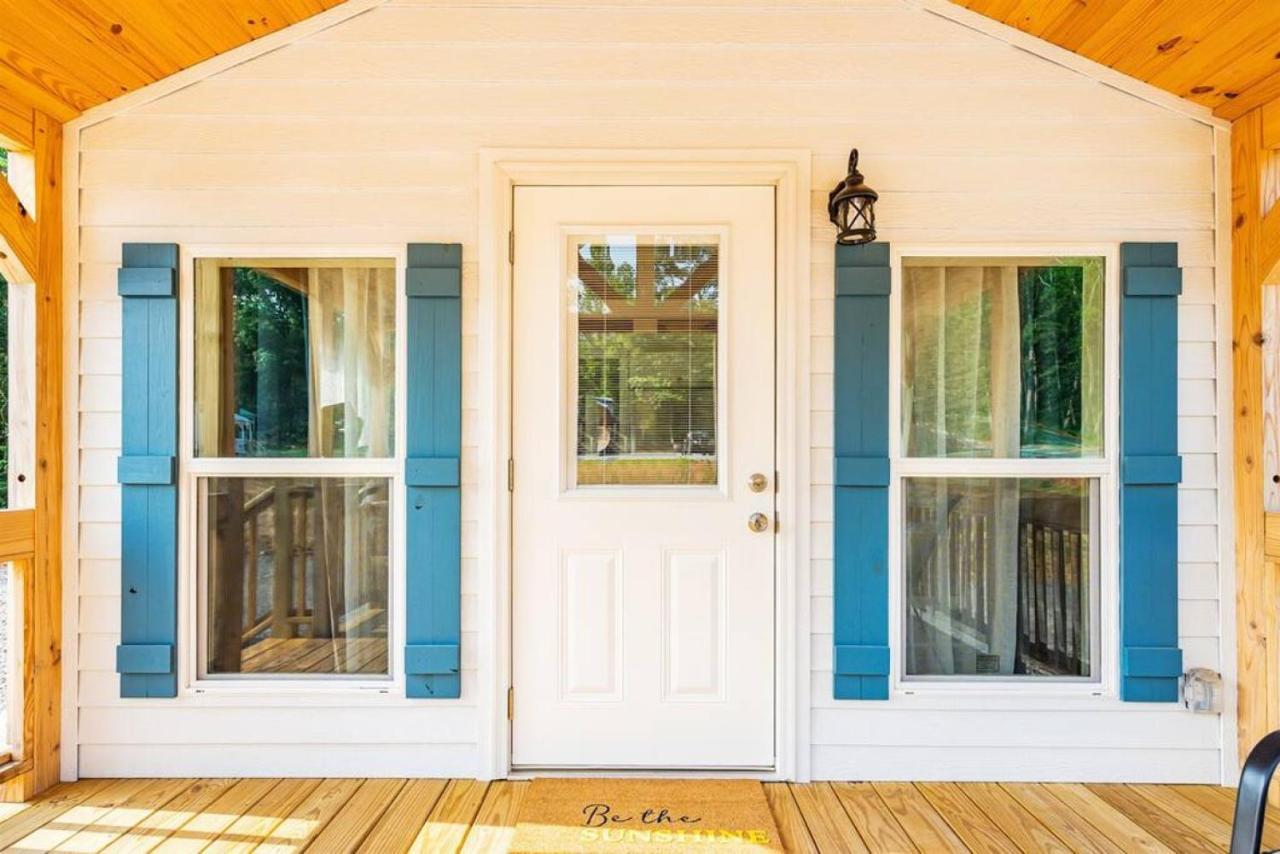 4 Heron Haus, Luxury Tiny House, Pet Friendly, Mins To Downtown ガンターズビル エクステリア 写真